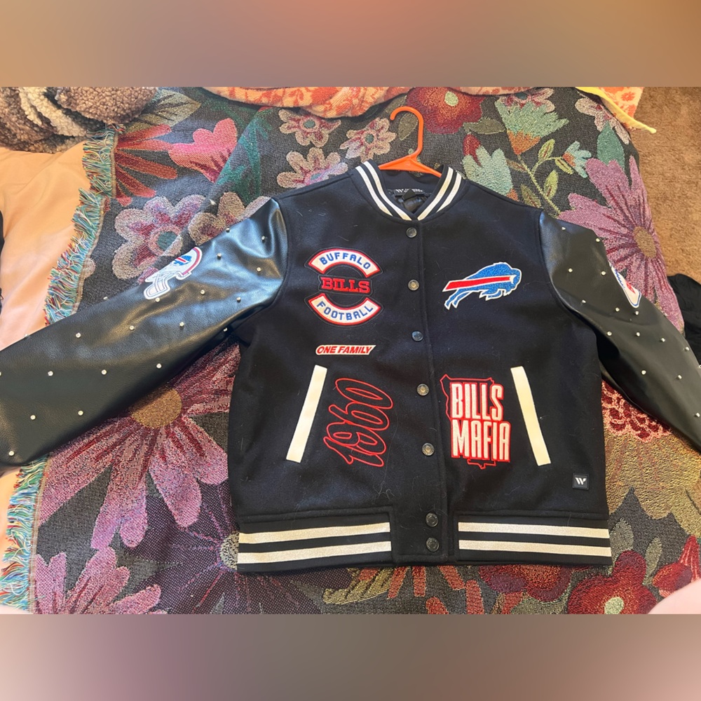 WILD COLLECTIVE BUFFALO BILLS BOMBER JACKET